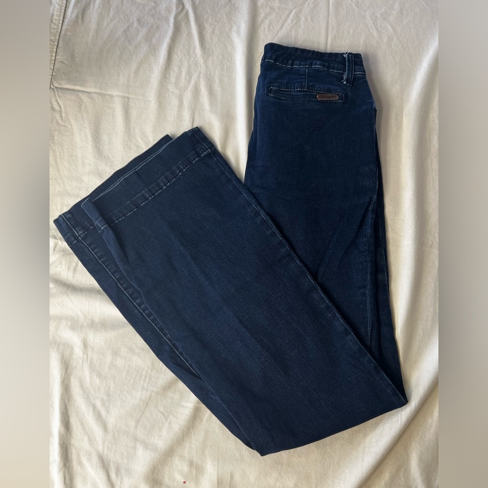 Wrangler Retro Mid Rise Wide Leg Trouser